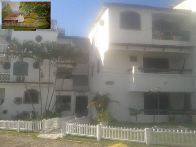 #014 - Apartamento para Locação em Iguaba Grande - RJ