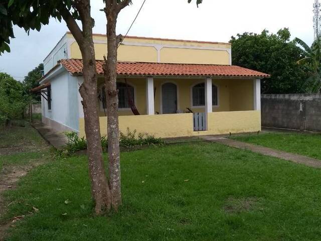 #102 - Casa para Venda em Araruama - RJ
