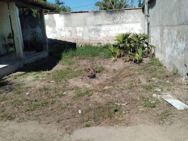 Casa para Venda em Araruama - 4